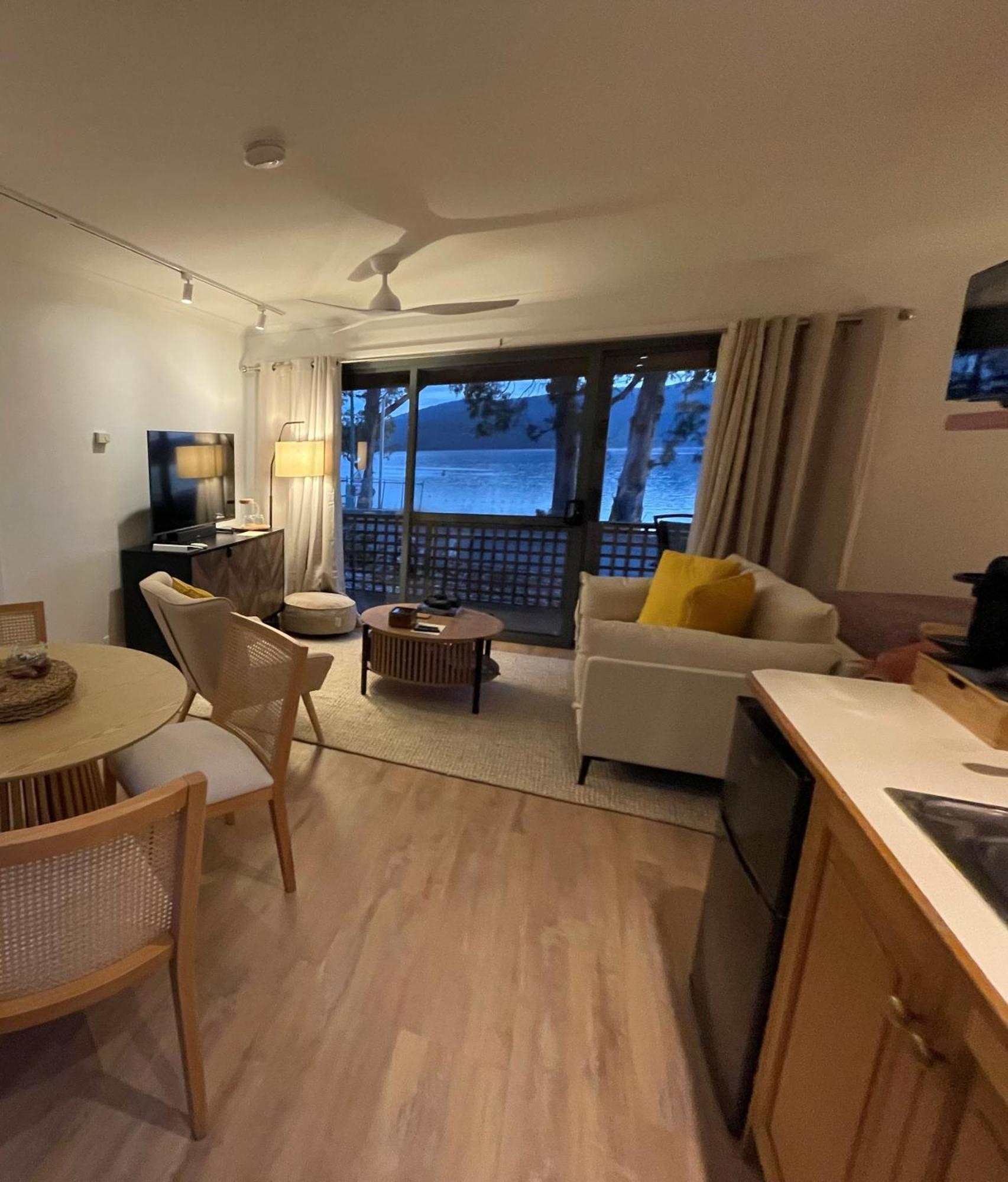 Driftwood Villa Dover Екстериор снимка